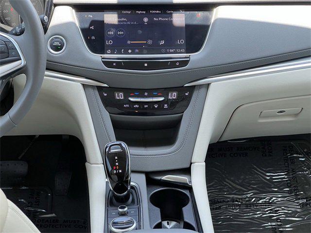used 2020 Cadillac XT5 car, priced at $24,499