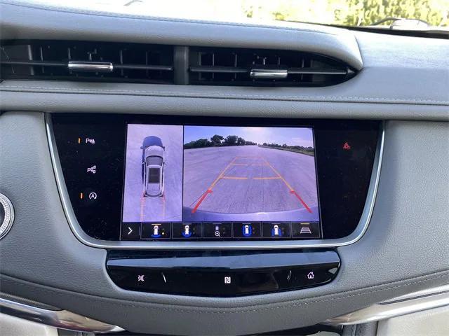 used 2020 Cadillac XT5 car, priced at $28,326