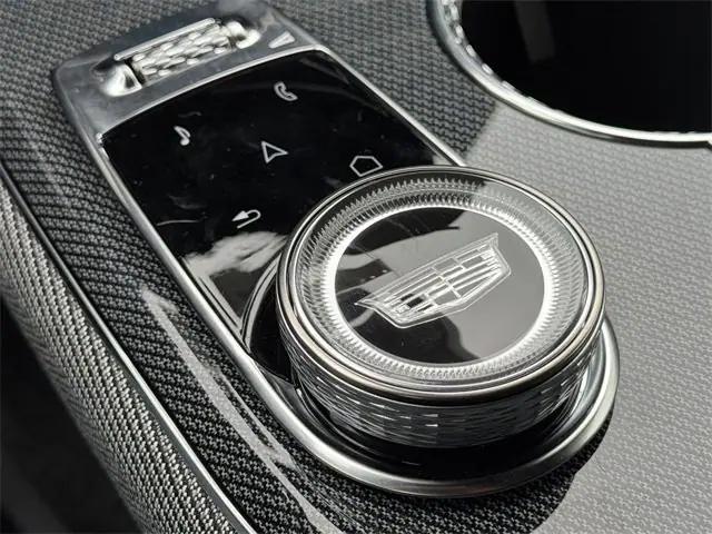 new 2025 Cadillac OPTIQ car, priced at $58,810