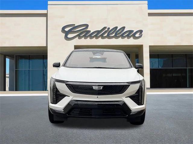 new 2025 Cadillac OPTIQ car, priced at $58,810