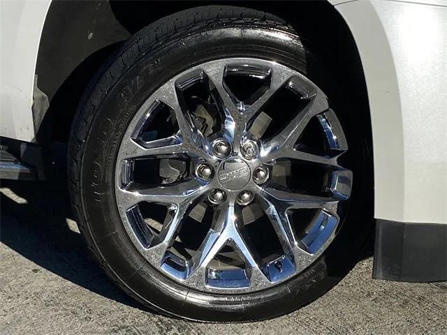 used 2020 GMC Yukon car, priced at $41,999