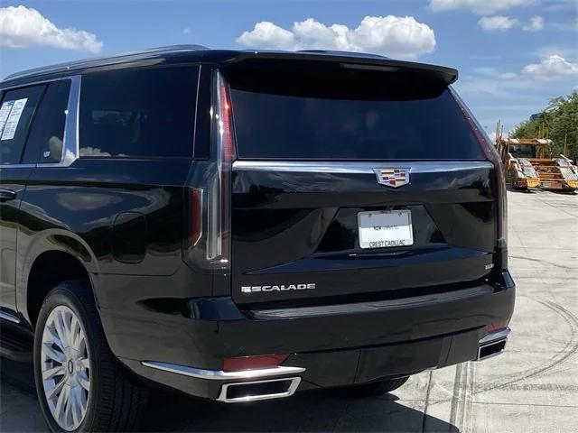 used 2024 Cadillac Escalade ESV car, priced at $86,456