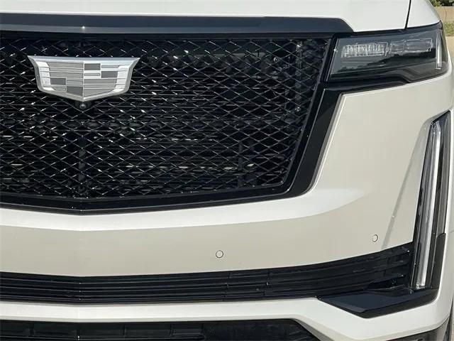 used 2024 Cadillac Escalade ESV car