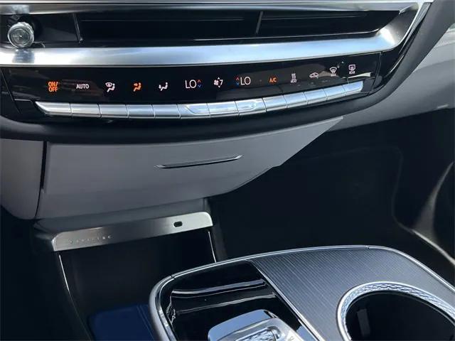 new 2025 Cadillac LYRIQ car