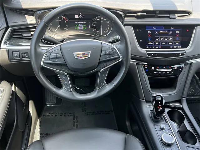 used 2023 Cadillac XT5 car, priced at $36,998