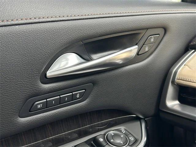 used 2024 Cadillac XT4 car, priced at $40,999