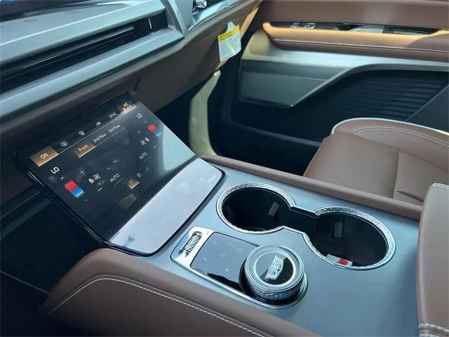 new 2026 Cadillac VISTIQ car, priced at $99,815