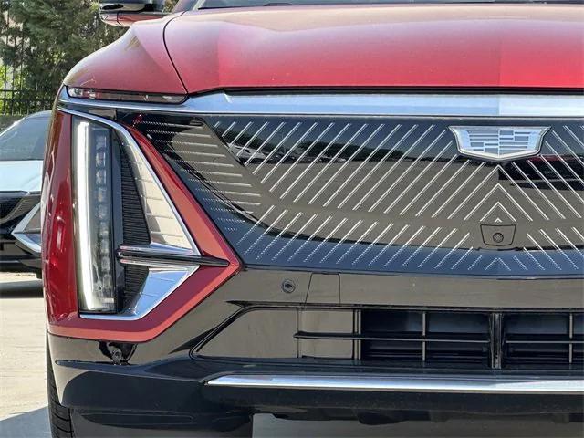 new 2025 Cadillac LYRIQ car