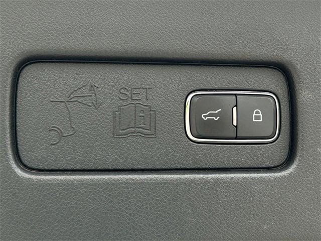 used 2020 Lincoln Aviator car, priced at $15,999
