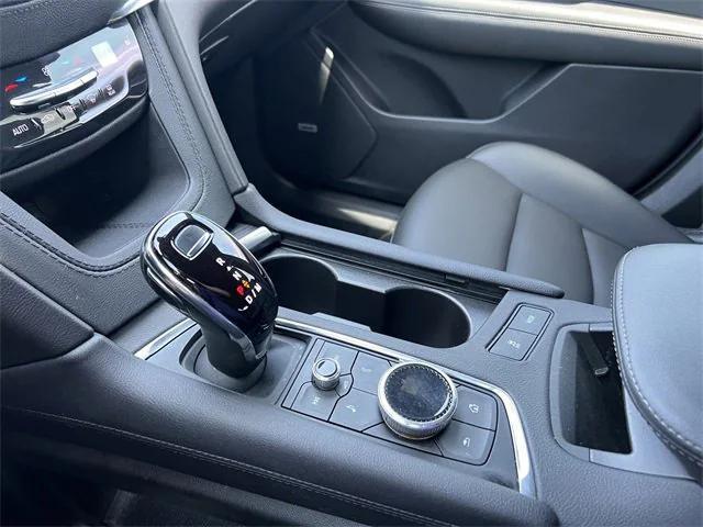 used 2023 Cadillac XT6 car, priced at $35,263