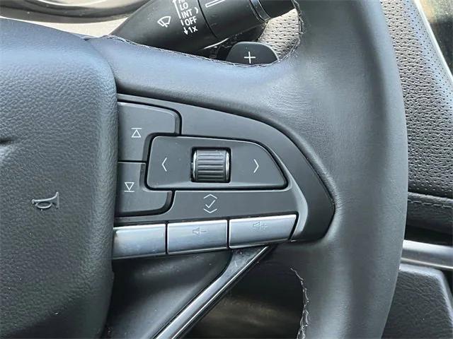 used 2023 Cadillac XT6 car, priced at $35,263