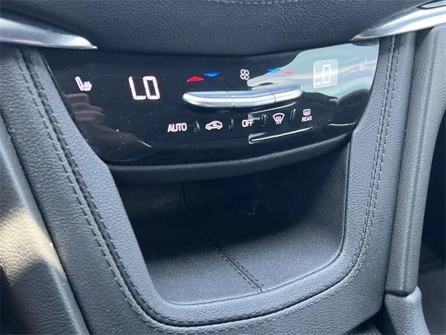 used 2023 Cadillac XT6 car, priced at $35,263