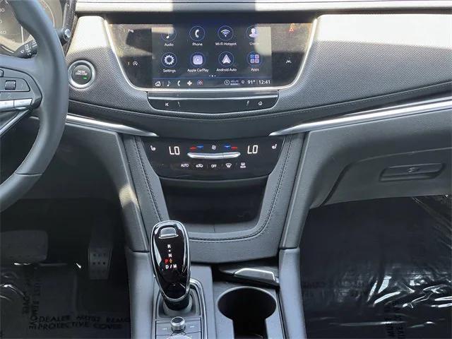 used 2023 Cadillac XT6 car, priced at $35,263