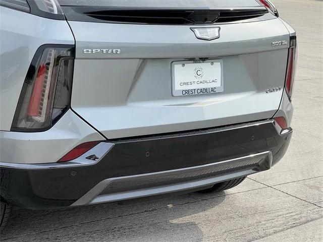 new 2025 Cadillac OPTIQ car, priced at $56,215