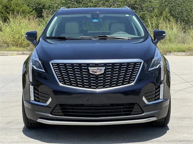used 2022 Cadillac XT5 car, priced at $32,999