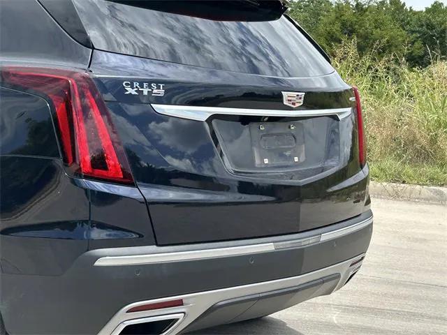 used 2022 Cadillac XT5 car, priced at $32,999