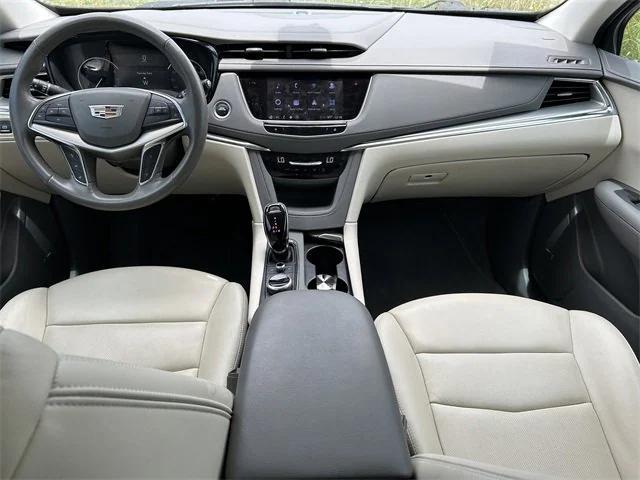 used 2022 Cadillac XT5 car, priced at $32,999