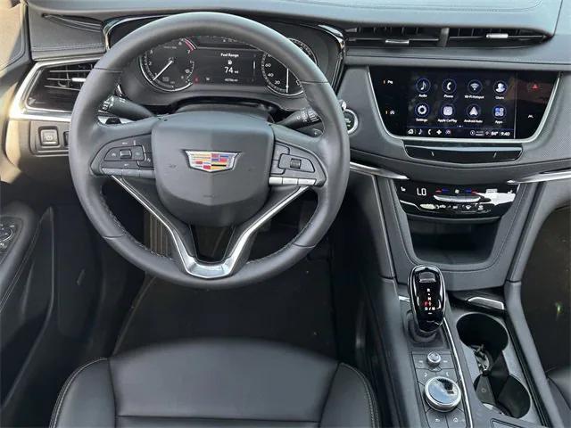 used 2024 Cadillac XT6 car, priced at $36,499