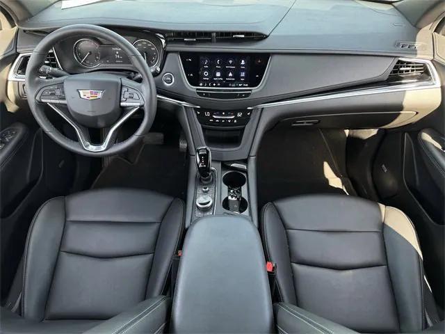used 2024 Cadillac XT6 car, priced at $36,499