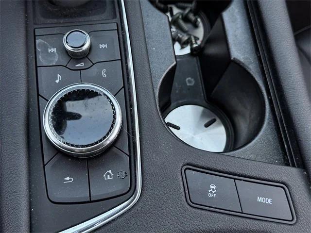 used 2024 Cadillac XT6 car, priced at $36,499