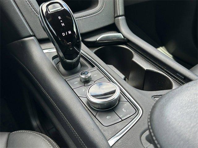 used 2022 Cadillac XT5 car, priced at $35,689