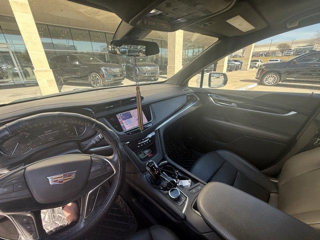 used 2021 Cadillac XT5 car, priced at $33,526