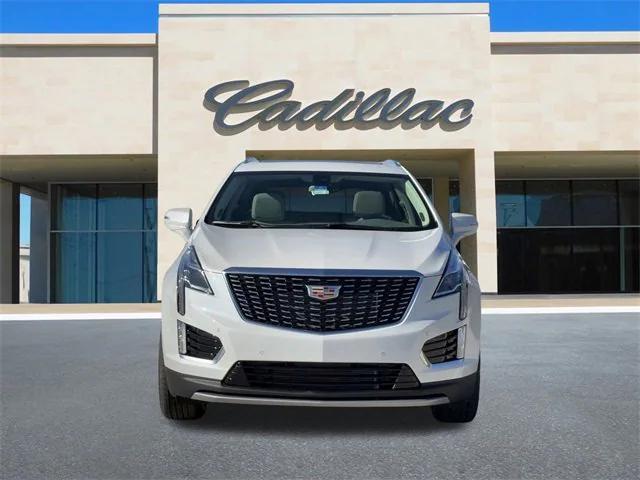 new 2025 Cadillac XT5 car, priced at $54,415