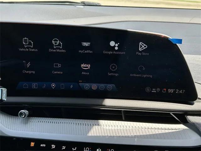 new 2025 Cadillac OPTIQ car, priced at $54,390