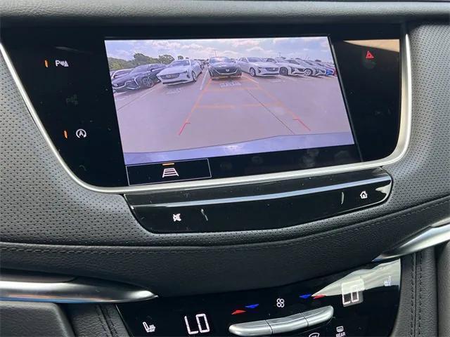 new 2025 Cadillac XT5 car, priced at $44,790