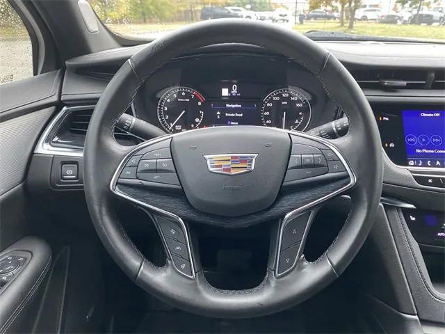 used 2021 Cadillac XT5 car, priced at $31,564