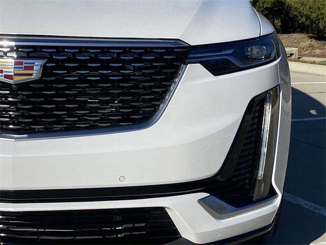 used 2023 Cadillac XT6 car, priced at $40,556