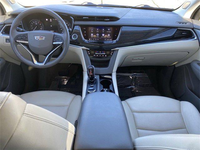 used 2023 Cadillac XT6 car, priced at $40,556