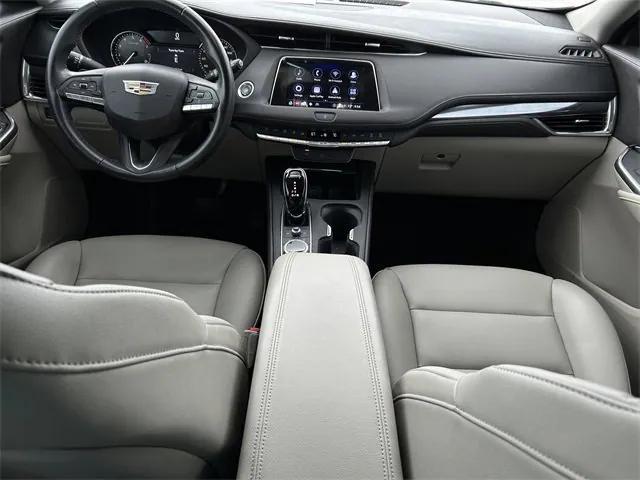 used 2022 Cadillac XT4 car, priced at $30,123