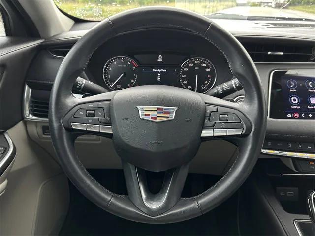 used 2022 Cadillac XT4 car, priced at $30,123