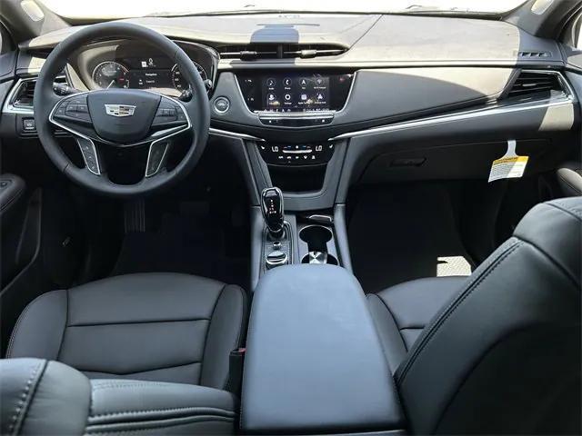 new 2025 Cadillac XT5 car, priced at $51,715