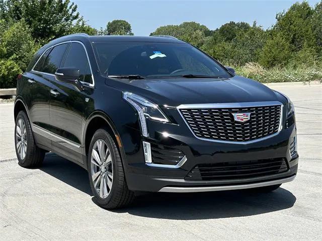 new 2025 Cadillac XT5 car, priced at $51,715