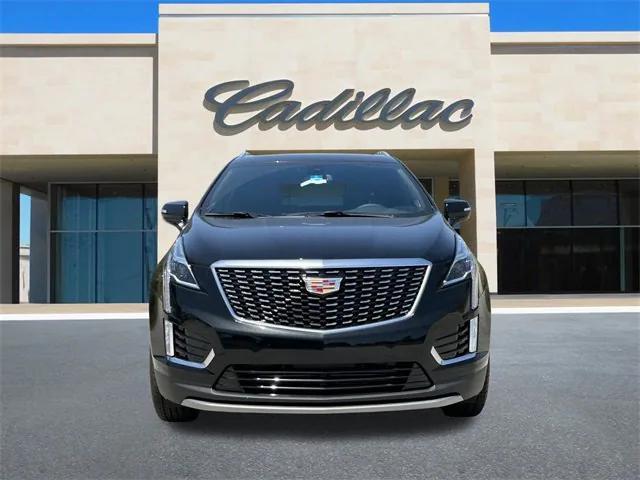 new 2025 Cadillac XT5 car, priced at $51,715