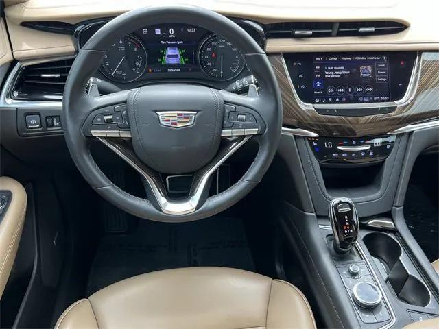 used 2022 Cadillac XT6 car, priced at $42,370