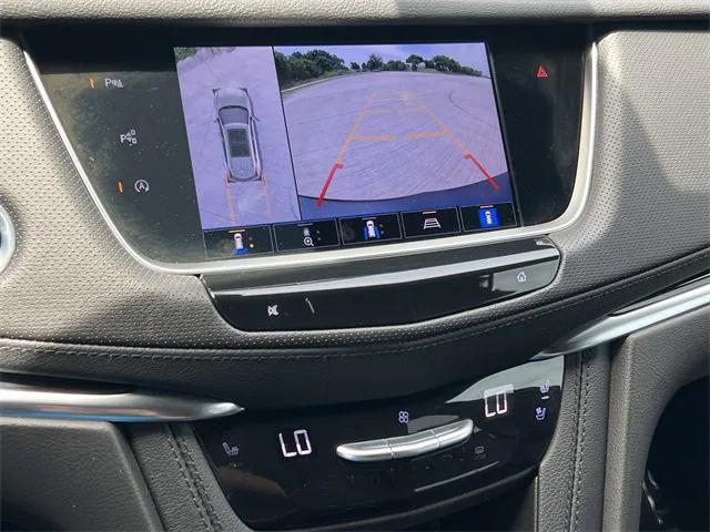 used 2022 Cadillac XT5 car, priced at $30,564