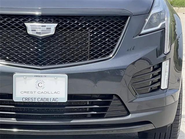 used 2022 Cadillac XT5 car, priced at $30,564