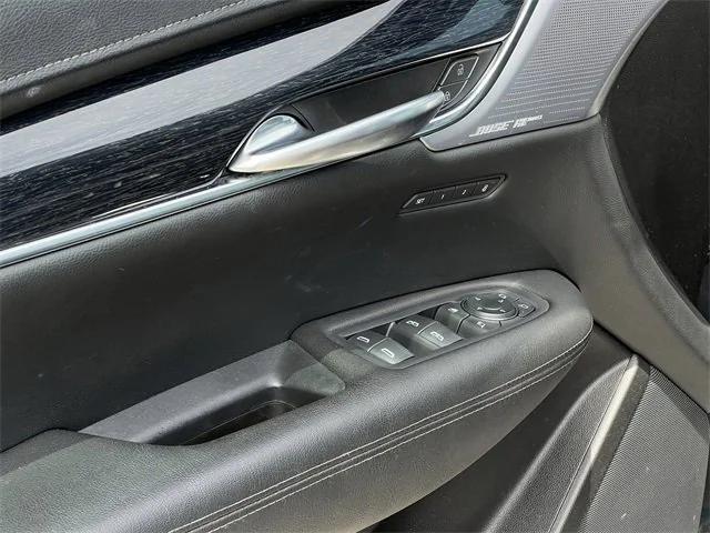 used 2022 Cadillac XT5 car, priced at $30,564