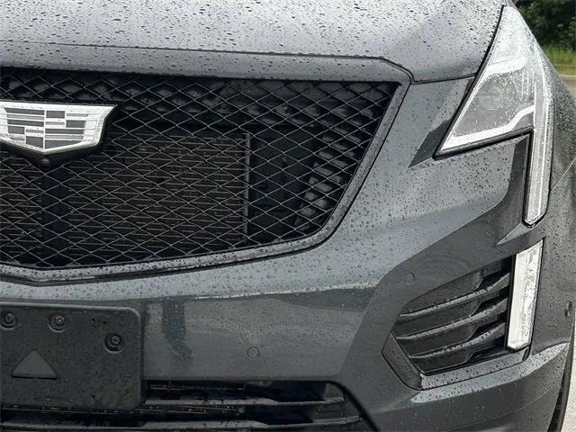 used 2022 Cadillac XT5 car, priced at $32,483