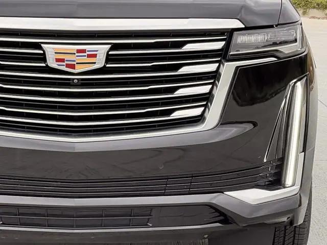 used 2022 Cadillac Escalade ESV car, priced at $75,662