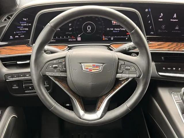used 2022 Cadillac Escalade ESV car, priced at $75,662