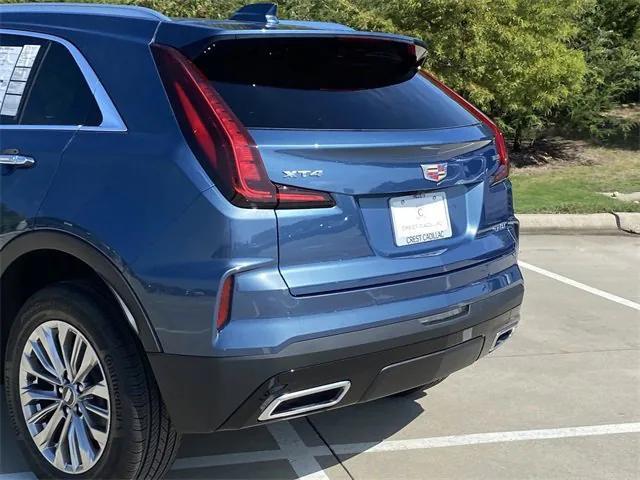 new 2025 Cadillac XT4 car, priced at $44,015