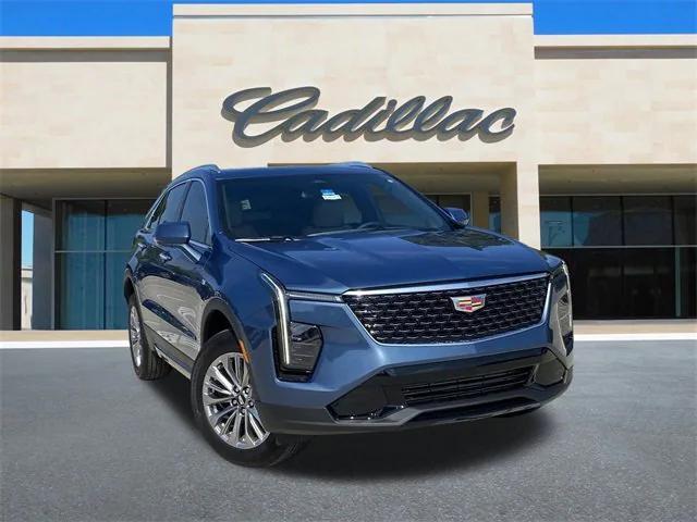 new 2025 Cadillac XT4 car, priced at $44,015