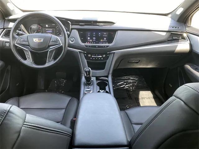 used 2021 Cadillac XT5 car, priced at $30,875