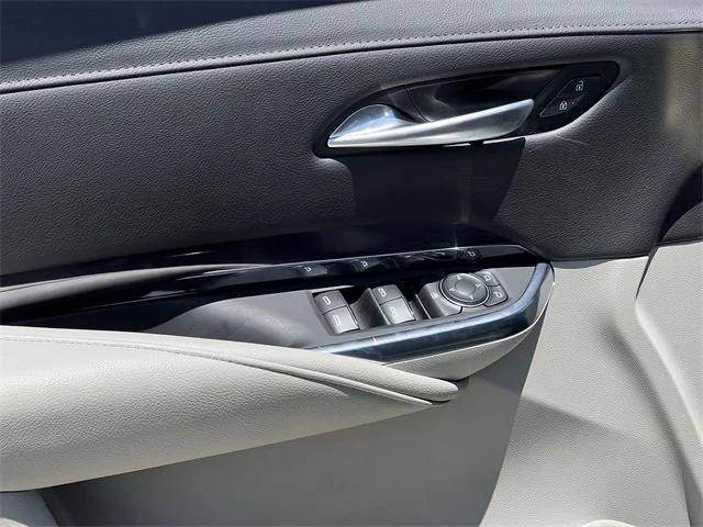 used 2023 Cadillac XT4 car, priced at $29,999