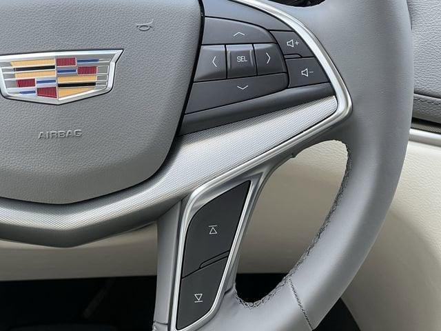 new 2025 Cadillac XT5 car, priced at $48,190