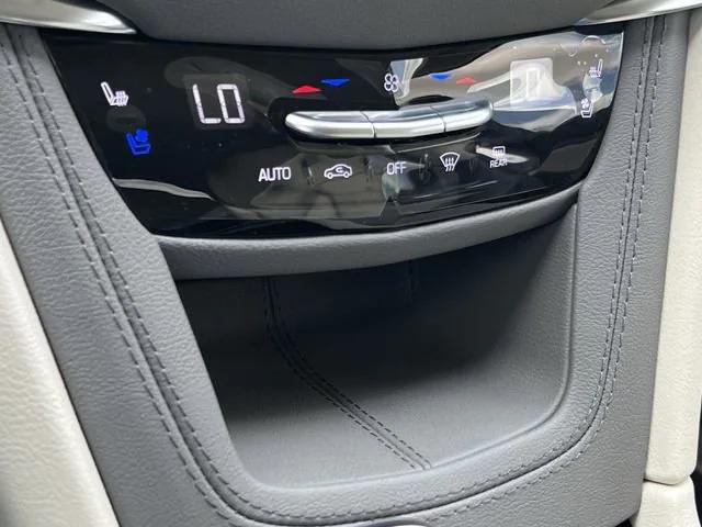 new 2025 Cadillac XT5 car, priced at $48,190